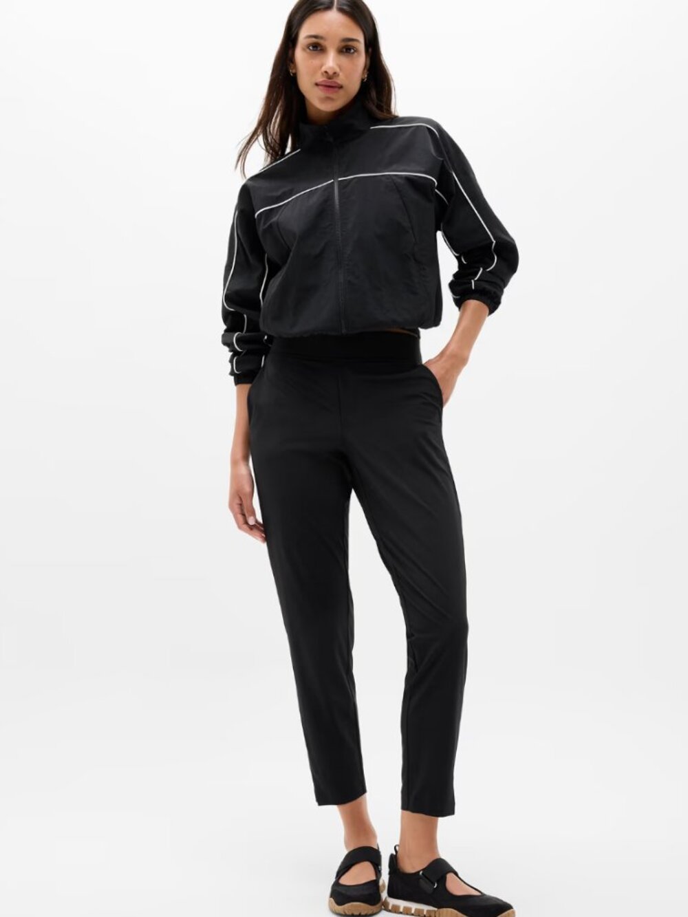 Athleta Brooklyn Mid Rise Ankle Pant - Size 6
